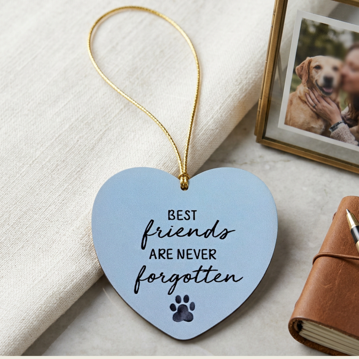 acrylic pet remembrance ornament featuring the message "best friends are never forgotten".